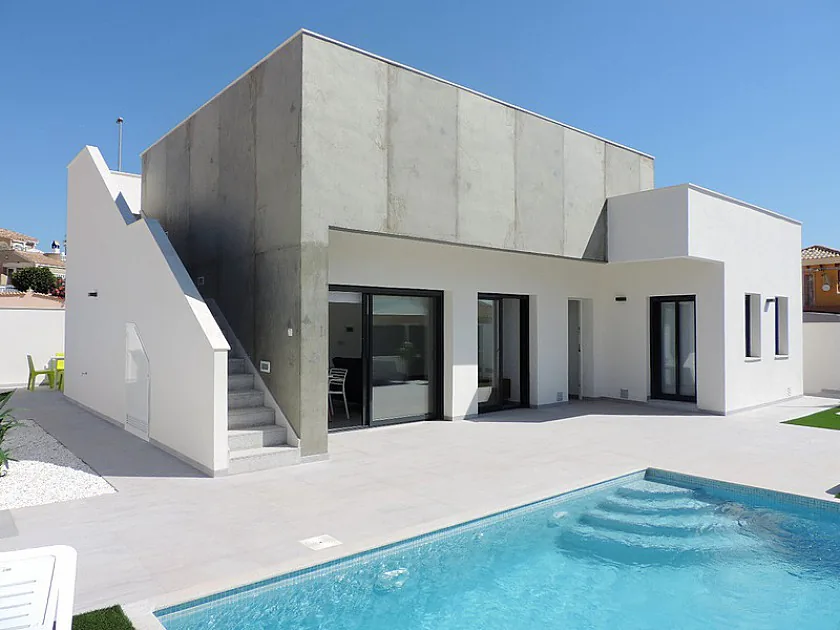 Pintura exterior de chalet en Granada